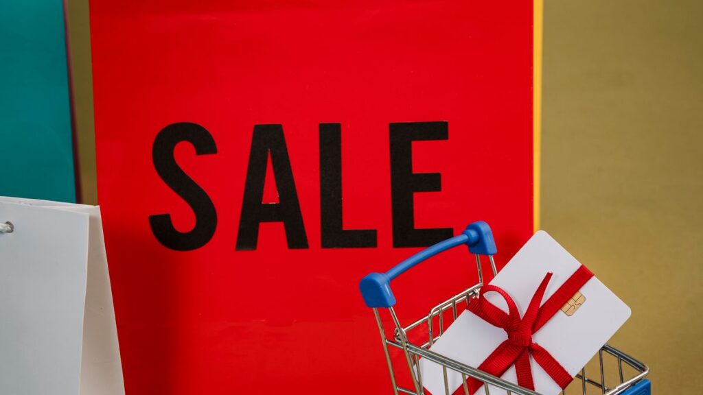 Black Friday sale signs and shopping bags