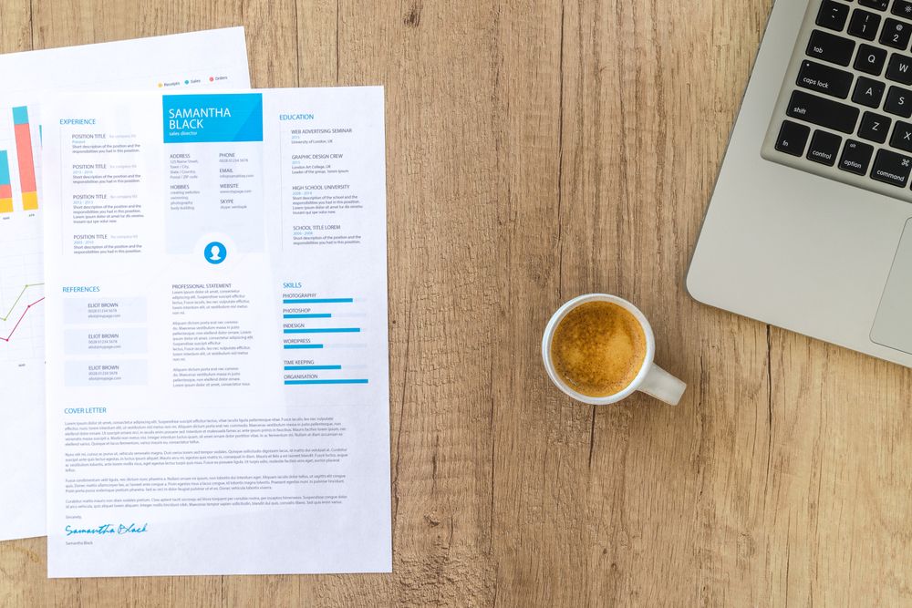 Job search with a CV and employment papers, the papers needed to claim UIF