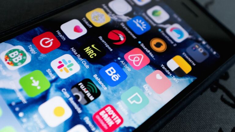 Person using a smartphone to apply for a small loan