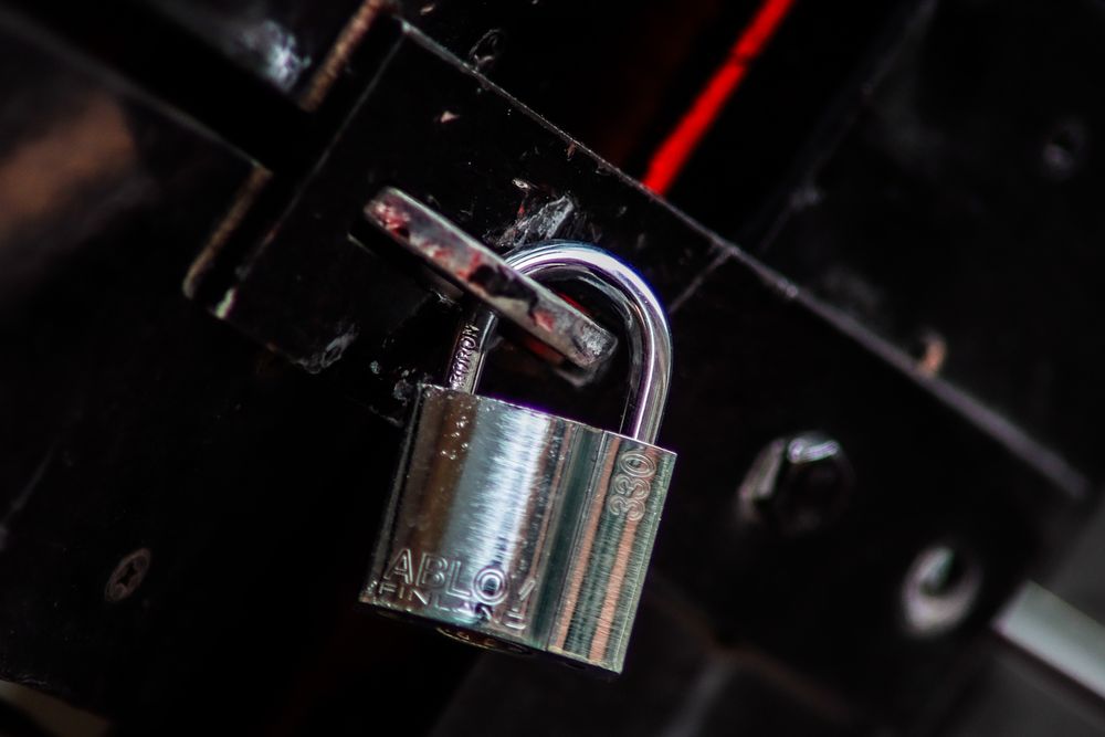 Padlock representing the legal protections around no credit check payday loans