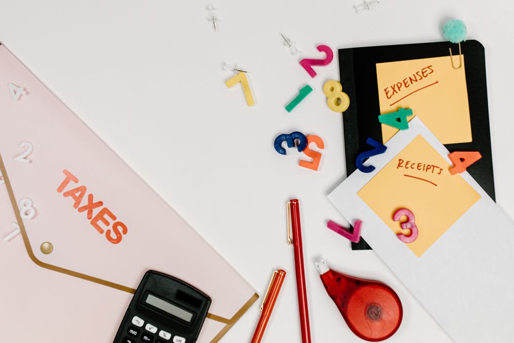 Receipts and expense notes, receipts and notes that show income when you apply without a payslip